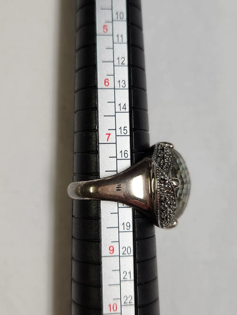 MARC JACOBS Sterling Silver Abalone Shell Ring With Marcaste Accents Size 8 - Picture 17 of 17